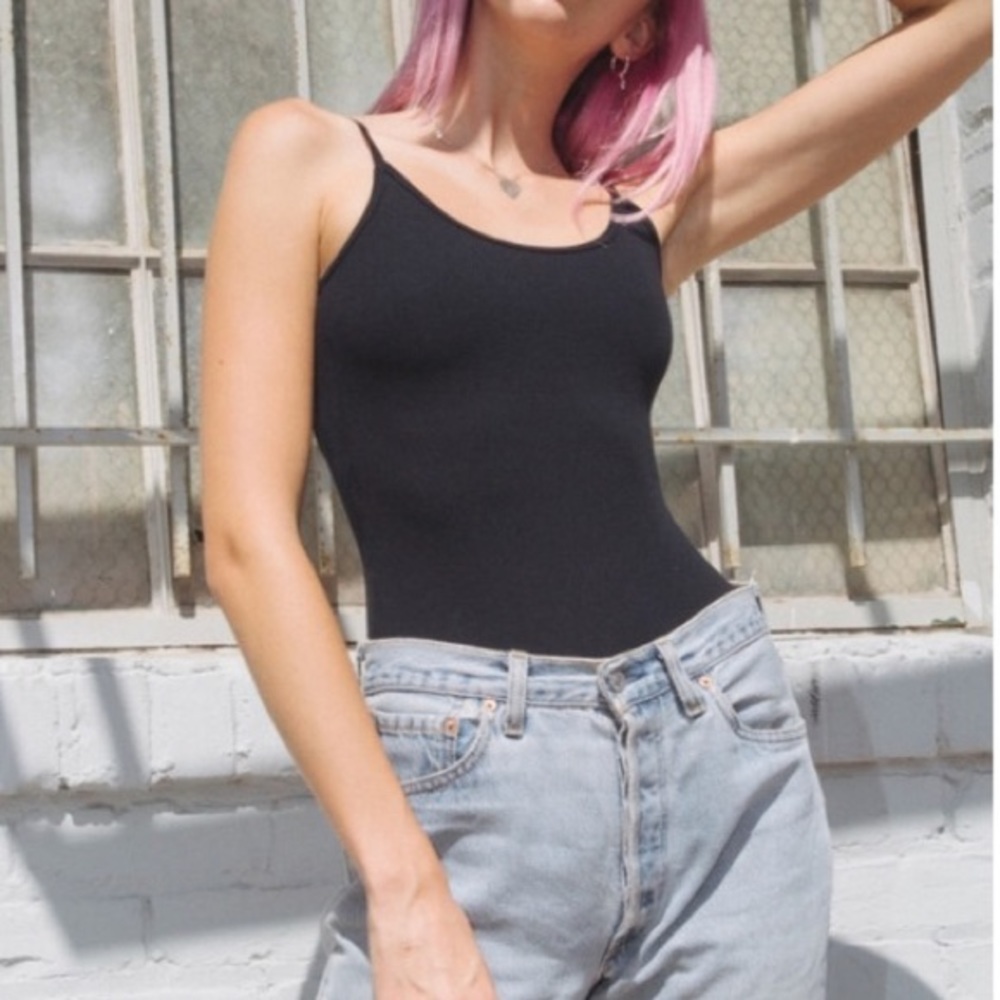 brandy melville ribbed reina bodysuit
